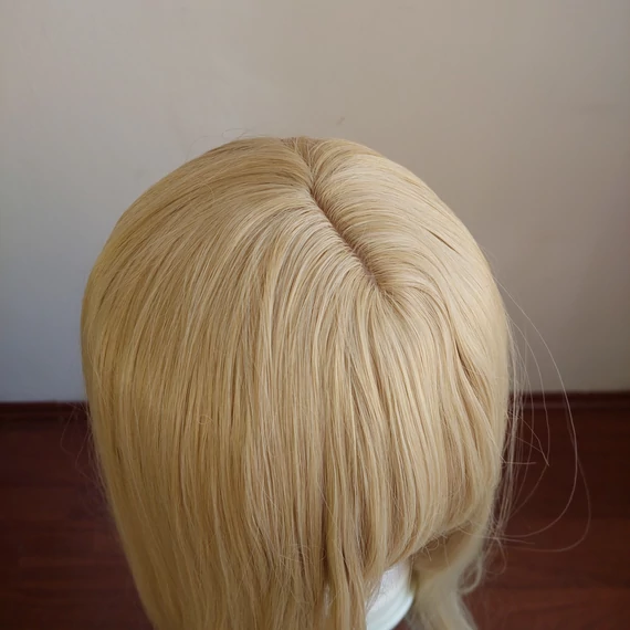 Szőke hosszú frufrus cosplay paróka - szépséghibás
